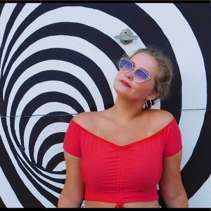 Meet your Posher, Abby